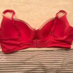 Victoria secret body by Victoria Demi bra
